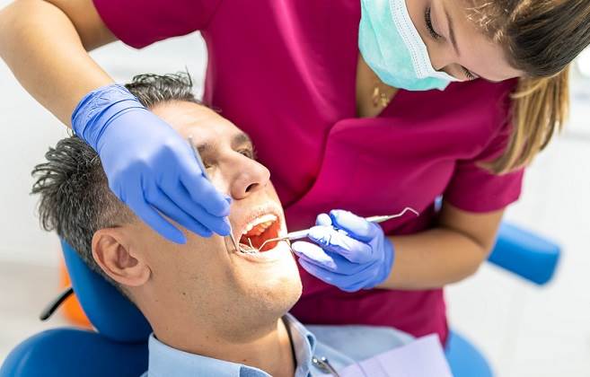 Universidades que ofrecen la Carrera de Odontología en Ecuador